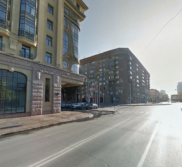 Банкомат Бинбанка по адресу ул. Орджоникидзе,  д. 31