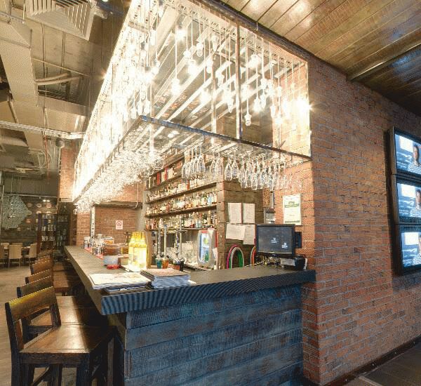 Банкомат банка ВТБ по адресу ул. Иванова,  д. 49