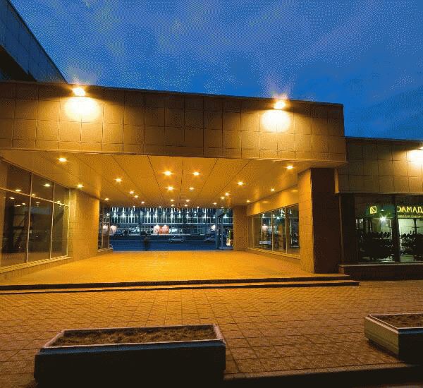 Банкомат Сбербанка России по адресу ул. Вокзальная Магистраль,  10/1