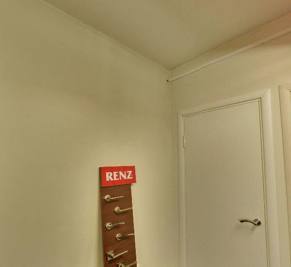 Банкомат Сбербанка России по адресу ул. Кошурникова,  8,  стр. 1