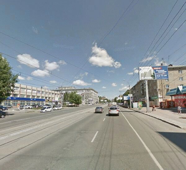 Банкомат Уральского Банка Реконструкции и Развития по адресу просп. Красный,  д. 188