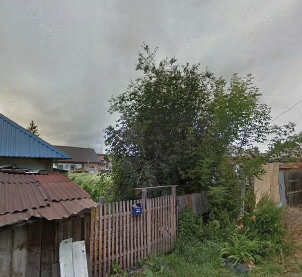 Банкомат Уральского Банка Реконструкции и Развития по адресу 15-й Бронный пер.,  д. 20а