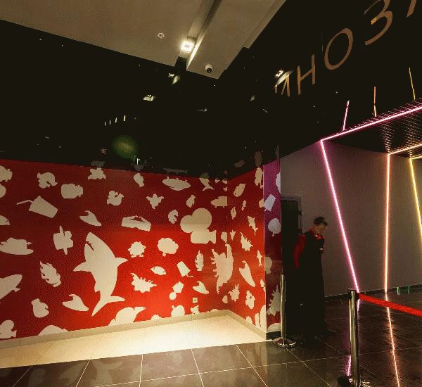 Банкомат банка Финсервис по адресу ул. Кутателадзе,  д. 4