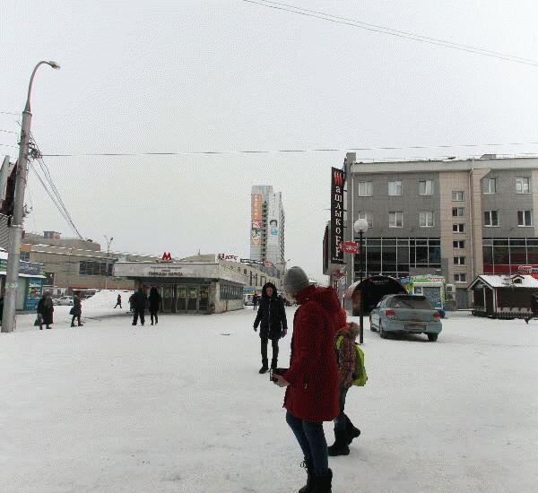 Банкомат Запсибкомбанка по адресу станция метро «Площадь Маркса»