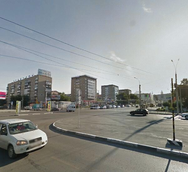 Банкомат Росбанка по адресу ст. метро «Красный проспект»