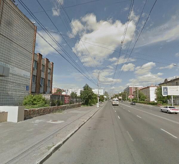 Банкомат ЮниКредита по адресу ул. Дуси Ковальчук,  д. 1в