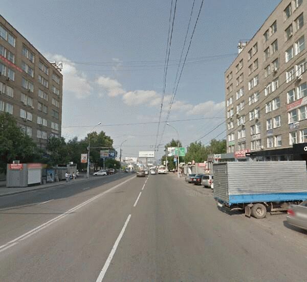 Банкомат банка ВТБ по адресу пр. Карла Маркса, д. 30, магазин «Автозапчасти»