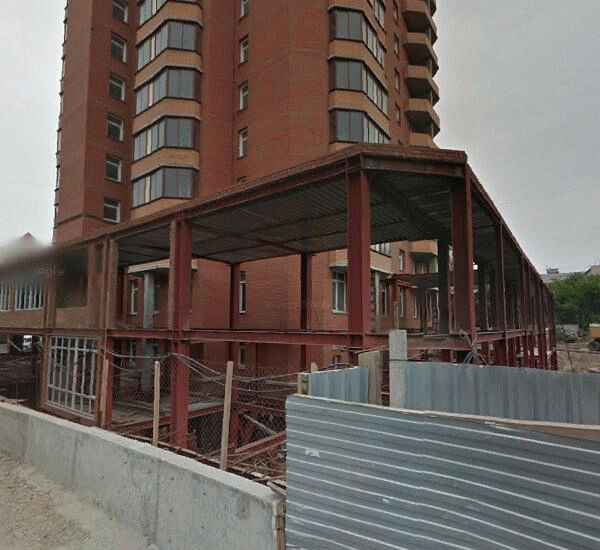 Банкомат Сбербанка России по адресу Красный пр., д. 96, СМ «Холидей Классик»