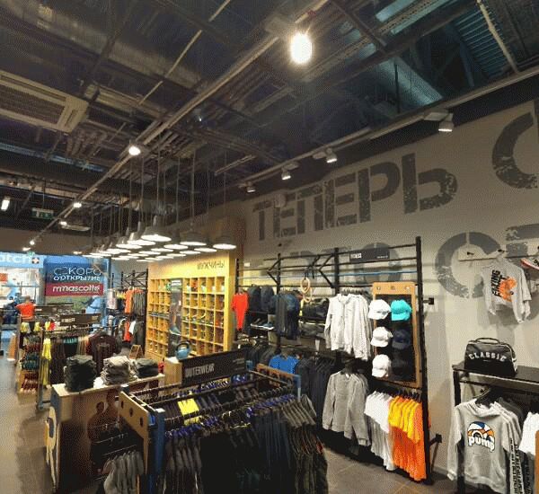 Банкомат Сбербанка России по адресу ул. Ватутина, д. 107, IKEA