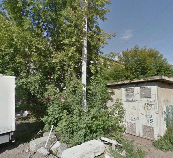 Банкомат Сбербанка России по адресу ул. Петухова,  55/1